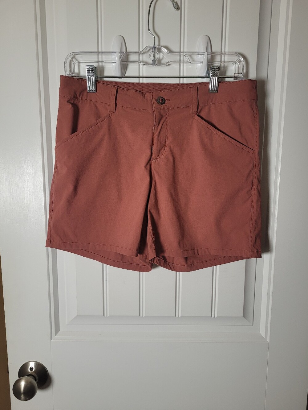 Patagonia Women's hiking  Rust-Colored Shorts with front and back pocket
